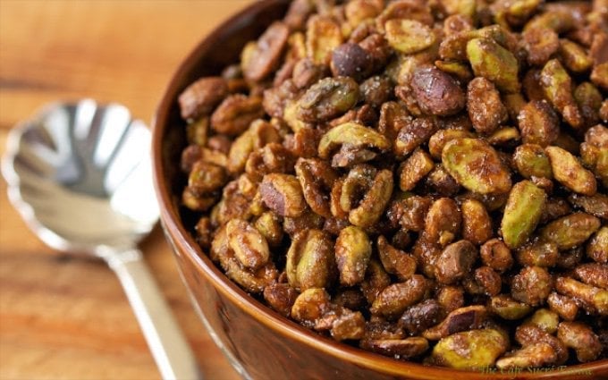 These Sweet and Smokey Roasted Pistachios are deliciously salty, sweet and smokey - all in one bite! But just try to eat one handful - no way!