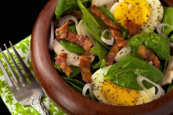 Spinach Salad with Poppyseed Dressing - a delicious, classic salad everyone seems to go crazy over.