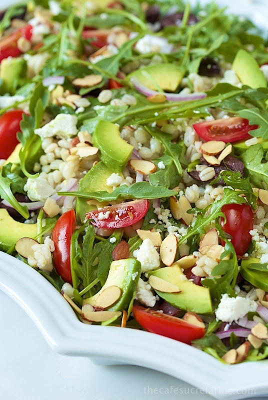 Greek-Style Avocado and Barley Salad. A super healthy, fresh and delicious salad.