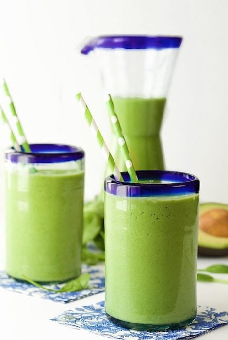 Pineapple and Banana Green Smoothie - it's super delicious, loaded with healthy ingredients and will keep you going for hours!