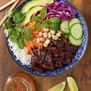 Vietnamese Caramelized Pork Salad Bowls - if you look up fresh and delicious in the dictionary, you might just see a picture of this fabulous dish. It's sweet, salty, spicy and FRESH all rolled into one!