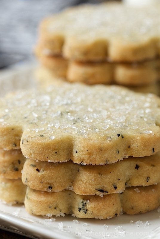 London Fog Vanilla Bean Shortbread - buttery, melt in your mouth shortbread cookies with lots of vanilla beans and a fun secret ingredient that makes them qualify for the name "London Fog"!