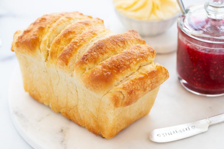 EASY Bread Recipes That Will Make You Look Like a Kitchen Rock Star this Holiday Season