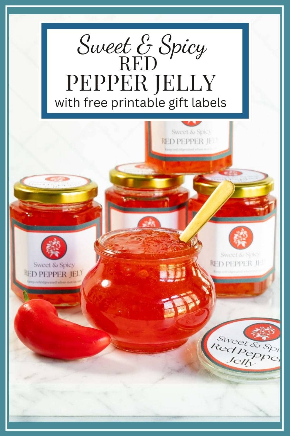 Sweet and Spicy Red Pepper Jelly (with free printable labels for gifts)