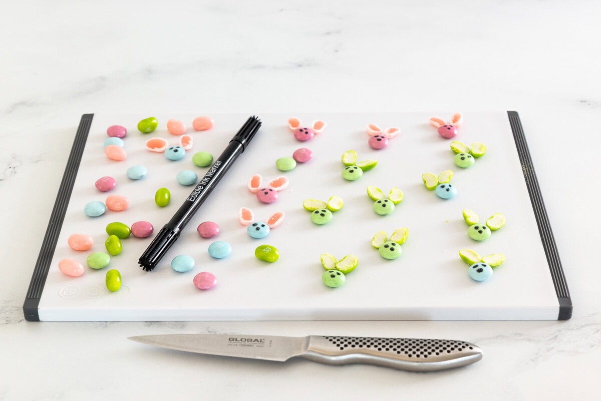 Photo of how to make the bunnies for Easter Bunny Shortbread Bites.