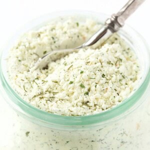 Homemade Buttermilk Ranch Dressing Mix - infinitely better than the little packets you can buy, way more healthy and much CHEAPER!!