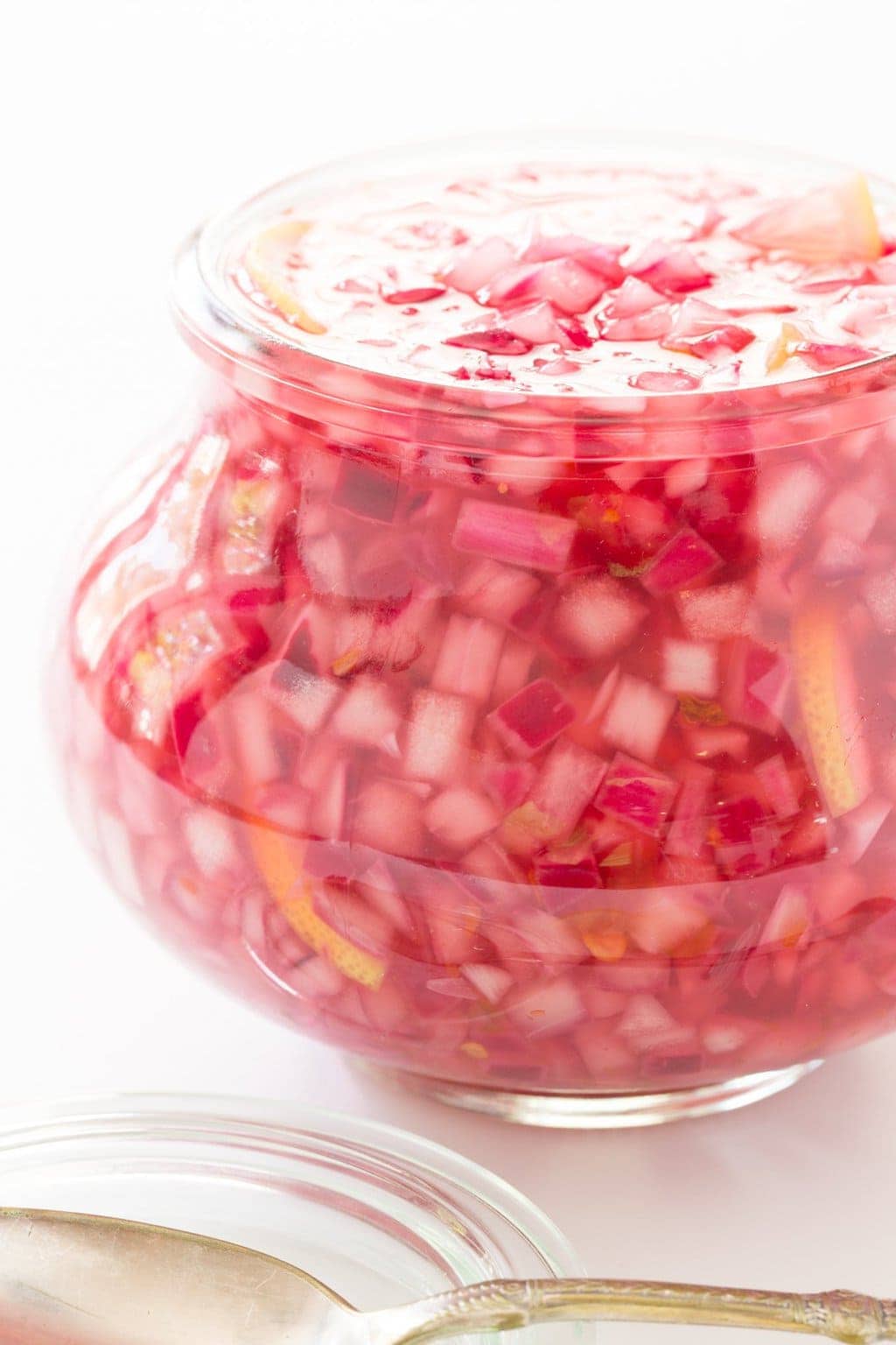 Lemon Pickled Red Onions - a beautiful and delicious condiment that takes less than 10 minutes to make. Perfect for sandwiches, salads, pizzas... anything! thecafesucrefarine.com