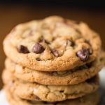 One Bowl Chocolate Chip Cookies - think one-bowl, no-mixer, super-easy, crazy-delicious cookies that look and taste like they came right from a fine bake shop are impossible? Nope, check it out!