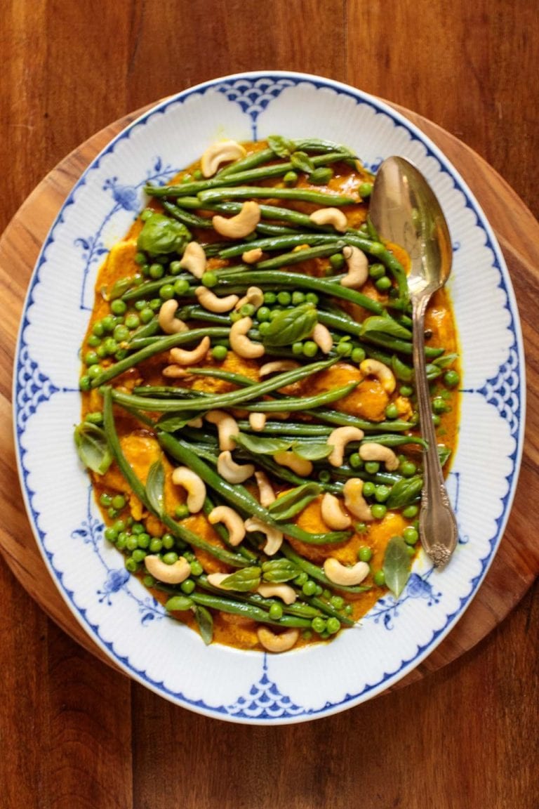 Quick and Easy Chicken Coconut Curry