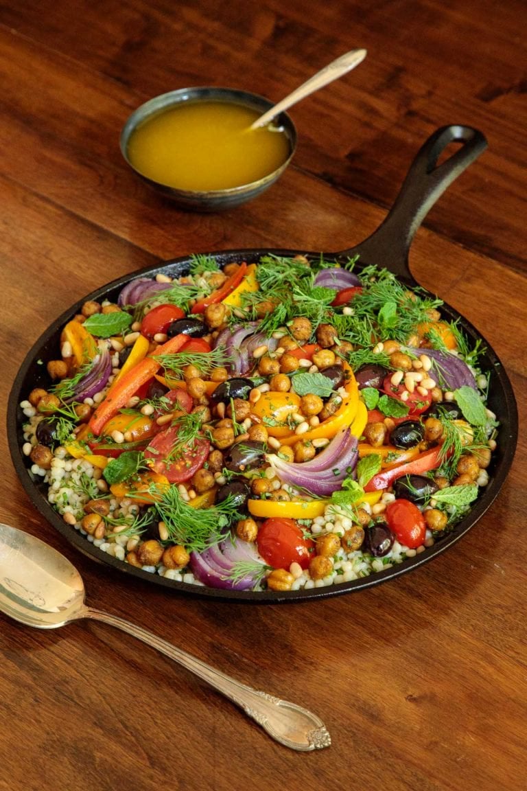 6 Fabulous Recipes to Make with a Can of Chickpeas